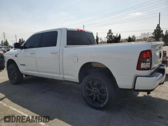 2021 Ram 2500 Big Horn z VIN 3C6UR5DL5MG633465, wystawiony jako Copart lot #47214265 z przebiegiem 73 693 mil mil oraz Szkoda całkowita • Salvage title. Historia ofert i sprzedaży dostępna na DreamBid. Obrazek 2.