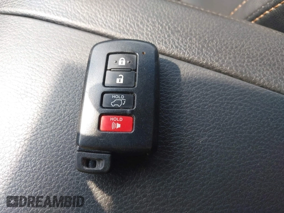2019 Toyota Highlander SE z VIN 5TDJZRFHXKS586184, wystawiony jako IAAI lot #42414798 z przebiegiem 165 814 mil mil oraz . Historia ofert i sprzedaży dostępna na DreamBid. Obrazek 11.