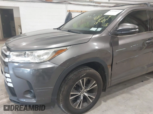 2017 Toyota Highlander LE with VIN 5TDBZRFH3HS434227, listed as a IAAI auction lot 42524051 with 66,099 mi miles and . Bid and sale history available at DreamBid. Image 6.