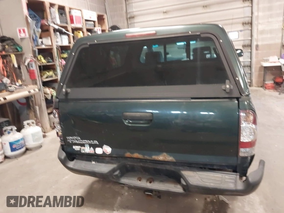 2009 Toyota Tacoma with VIN 5TENX22N29Z603115, listed as a IAAI auction lot 41853552 with 180,216 mi miles. Bid and sale history available at carsss.com. Image 16.