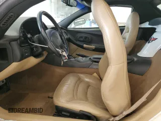 2000 Chevrolet Corvette with VIN 1G1YY32G1Y5124258, listed as a Copart auction lot 52782565 with 82,423 mi miles and Salvage Title. Bid and sale history available at carsss.com. Image 7.