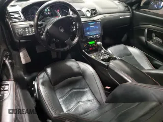 2012 Maserati GranTurismo Sport z VIN ZAM45MMA7C0062010, wystawiony jako Copart lot #59426994 z przebiegiem 49 936 mil mil oraz Szkoda całkowita • Salvage title. Historia ofert i sprzedaży dostępna na DreamBid. Obrazek 8.
