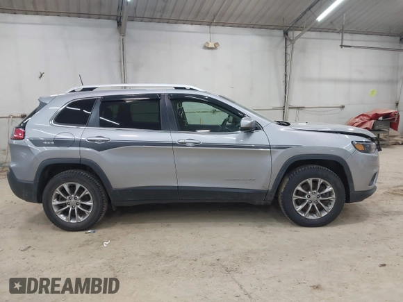 2020 Jeep Cherokee Altitude with VIN 1C4PJMLX9LD635274, listed as a IAAI auction lot 42366526 with 53,589 mi miles and . Bid and sale history available at DreamBid. Image 13.