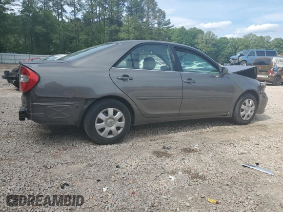 2004 Toyota Camry LE z VIN 4T1BE32K74U848946, wystawiony jako Copart lot #56030995 z przebiegiem Nie podano mil oraz Szkoda całkowita • Salvage title. Historia ofert i sprzedaży dostępna na DreamBid. Obrazek 3.