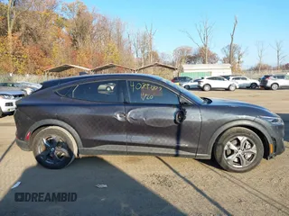2021 Ford Mustang Mach-E Select z VIN 3FMTK1RM3MMA65264, wystawiony jako IAAI lot #40897877 z przebiegiem 52 212 mil mil oraz . Historia ofert i sprzedaży dostępna na DreamBid. Obrazek 13.