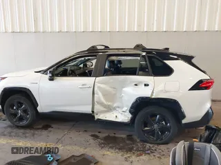 2021 Toyota RAV4 Hybrid XSE with VIN 4T3E6RFV8MU046348, listed as a IAAI auction lot 40520896 with 53,312 mi miles and . Bid and sale history available at DreamBid. Image 15.
