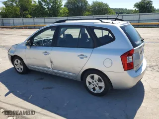 2009 Kia Rondo LX Base with VIN KNAFG528297232607, listed as a Copart auction lot 59230934 with 177,311 mi miles and Salvage Title. Bid and sale history available at carsss.com. Image 2.
