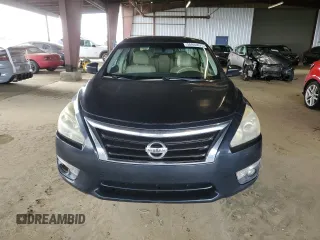 2013 Nissan Altima S with VIN 1N4AL3AP6DC292160, listed as a Copart auction lot 50844075 with 226,525 mi miles and Clean Title. Bid and sale history available at carsss.com. Image 5.