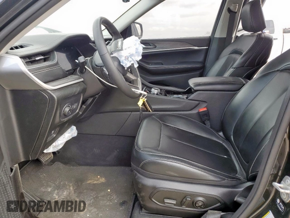 2023 Jeep Grand Cherokee Limited z VIN 1C4RJGBG4P8856288, wystawiony jako Copart lot #62908265 z przebiegiem 23 899 mil mil oraz Szkoda całkowita • Salvage title. Historia ofert i sprzedaży dostępna na DreamBid. Obrazek 7.