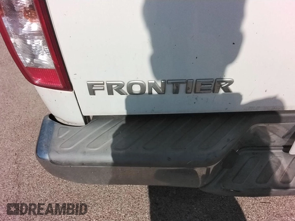 2017 Nissan Frontier SV with VIN 1N6AD0CUXHN734244, listed as a IAAI auction lot 42621115 with 128,130 mi miles and . Bid and sale history available at DreamBid. Image 5.