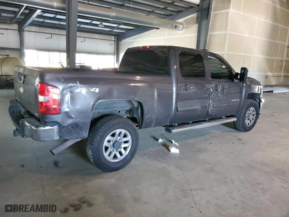 2011 Chevrolet Silverado 2500HD LTZ with VIN 1GC1KYEG9BF231370, listed as a Copart auction lot 61854724 with 171,462 mi miles and Salvage Title. Bid and sale history available at carsss.com. Image 3.