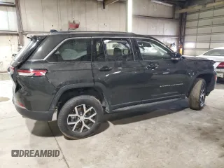 2023 Jeep Grand Cherokee Limited z VIN 1C4RJHBG3PC612389, wystawiony jako Copart lot #47825155 z przebiegiem 14 585 mil mil oraz Szkoda całkowita • Salvage title. Historia ofert i sprzedaży dostępna na DreamBid. Obrazek 3.