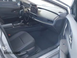 2024 Toyota Prius LE z VIN JTDACAAU0R3034244, wystawiony jako IAAI lot #42312682 z przebiegiem 4 102 mil mil oraz . Historia ofert i sprzedaży dostępna na DreamBid. Obrazek 5.