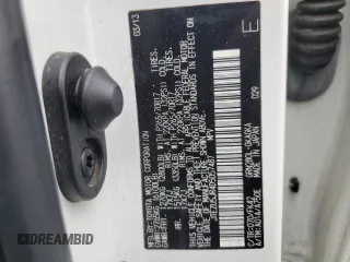 2013 Toyota 4Runner SR5 z VIN JTEZU5JR4D5057487, wystawiony jako Copart lot #51703755 z przebiegiem 119 883 mil mil oraz Szkoda całkowita • Salvage title. Historia ofert i sprzedaży dostępna na DreamBid. Obrazek 16.
