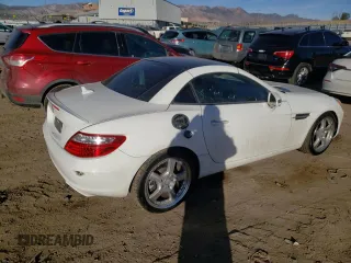 2014 Mercedes-Benz SLK-Class SLK 250 with VIN WDDPK4HA2EF083910, listed as a Copart auction lot 39800793 with 20,441 mi miles and Clean Title. Bid and sale history available at carsss.com. Image 3.