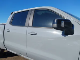 2024 Chevrolet Silverado 1500 RST with VIN 1GCUDEED2RZ322016, listed as a IAAI auction lot 41893954 with 7,055 mi miles. Bid and sale history available at carsss.com. Image 13.