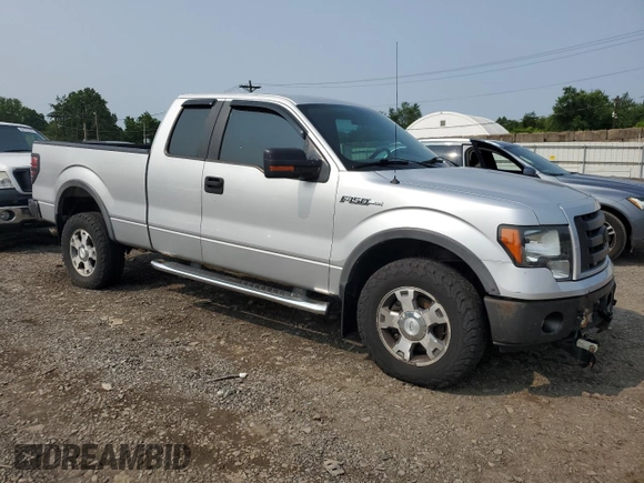 2010 Ford F-150 XL z VIN 1FTEX1EW8AFD60068, wystawiony jako Copart lot #60748165 z przebiegiem 161 662 mil mil oraz Czysty tytuł • Clean title. Historia ofert i sprzedaży dostępna na DreamBid. Obrazek 4.