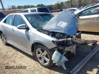 2012 Toyota Camry L with VIN 4T1BF1FK5CU152127, listed as a IAAI auction lot 41879958 with 1 mi miles. Bid and sale history available at carsss.com. Image 1.