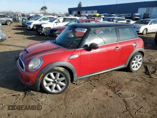 2008 MINI Hardtop S with VIN WMWMF735X8TV38809, listed as a Copart auction lot 48789835 with 112,802 mi miles and Clean Title. Bid and sale history available at DreamBid. Image 1.