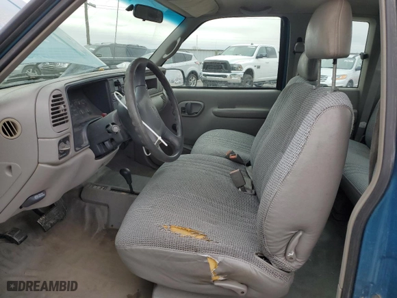 1997 Chevrolet C/K 2500 with VIN 1GCGK29R7VE272562, listed as a Copart auction lot 81950544 with 149,179 mi miles and Salvage Title. Bid and sale history available at carsss.com. Image 7.