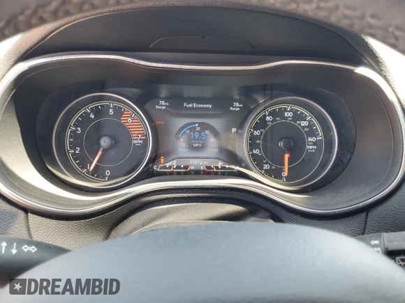 2019 Jeep Cherokee Trailhawk Elite with VIN 1C4PJMBN6KD275525, listed as a Copart auction lot 60636145 with 93,872 mi miles and Salvage title. Bid and sale history available at DreamBid. Image 9.