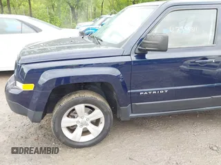 2014 Jeep Patriot Latitude with VIN 1C4NJRFB3ED661196, listed as a IAAI auction lot 42338511 with 101,686 mi miles and . Bid and sale history available at DreamBid. Image 6.