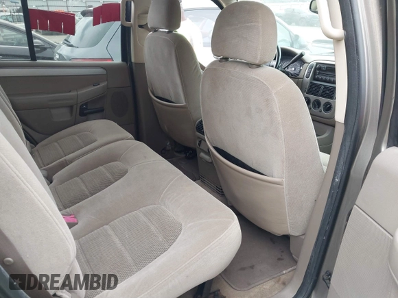 2004 Ford Explorer XLT z VIN 1FMZU63K64UB38633, wystawiony jako IAAI lot #41647422 z przebiegiem 232 857 mil mil oraz . Historia ofert i sprzedaży dostępna na DreamBid. Obrazek 8.