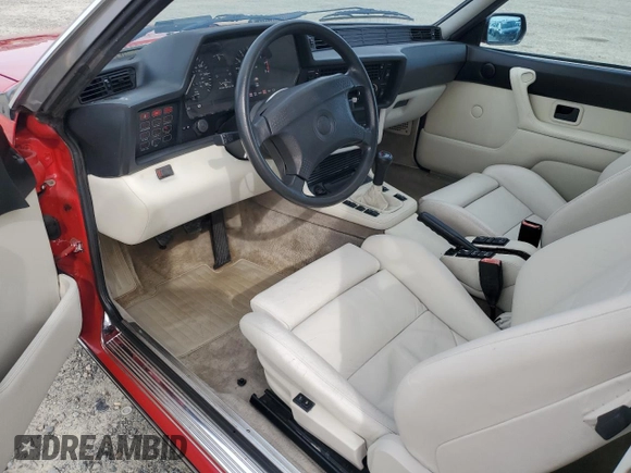 1988 BMW M6 z VIN WBAEE1416J2561063, wystawiony jako Copart lot #46515285 z przebiegiem 142 740 mil mil oraz Czysty tytuł • Clean title. Historia ofert i sprzedaży dostępna na DreamBid. Obrazek 8.