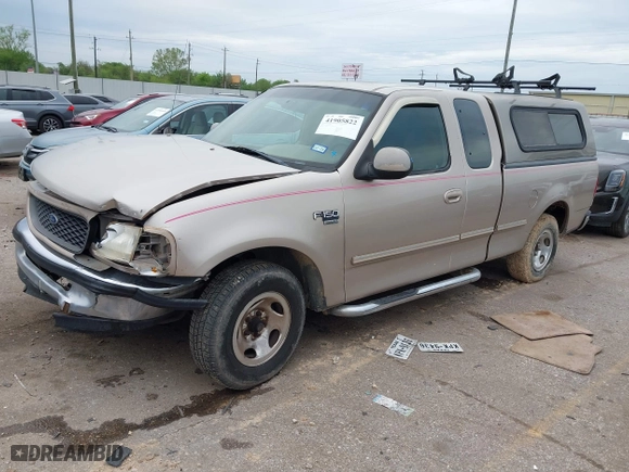 1998 Ford F-150 Standard with VIN 1FTZX1768WKB36120, listed as a IAAI auction lot 41905822 with 333,916 mi miles. Bid and sale history available at carsss.com. Image 17.