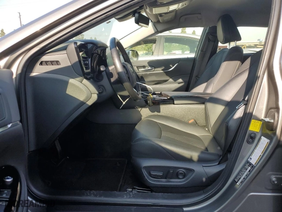 2022 Toyota Mirai XLE with VIN JTDAAAAA9NA005326, listed as a Copart auction lot 48085324 with 65,972 mi miles. Bid and sale history available at carsss.com. Image 7.