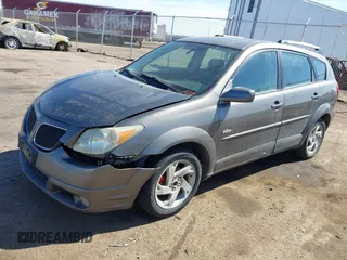 2005 Pontiac Vibe with VIN 5Y2SL63815Z464521, listed as a IAAI auction lot 41821708 with 290,636 mi miles. Bid and sale history available at carsss.com. Image 2.