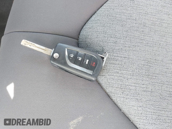 2019 Toyota Camry LE z VIN 4T1B11HKXKU237605, wystawiony jako IAAI lot #42248386 z przebiegiem 70 235 mil mil oraz . Historia ofert i sprzedaży dostępna na DreamBid. Obrazek 11.
