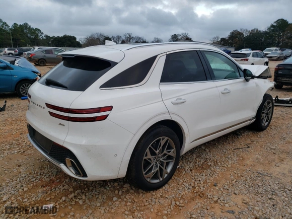 2022 Genesis GV70 2.5T with VIN KMUMADTB4NU061075, listed as a Copart auction lot 42711285 with 50,457 mi miles and Salvage Title. Bid and sale history available at carsss.com. Image 3.