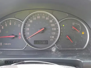 2003 Suzuki XL7 Touring z VIN JS3TY92V934101118, wystawiony jako IAAI lot #42425129 z przebiegiem 175 455 mil mil oraz . Historia ofert i sprzedaży dostępna na DreamBid. Obrazek 7.