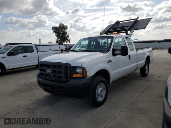 2006 Ford Super Duty F-250 XL with VIN 1FTSX21586EA29669, listed as a Copart auction lot 71964414 with 298,897 mi miles and Clean Title. Bid and sale history available at carsss.com. Image 1.