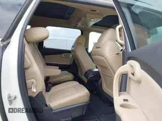 2012 Chevrolet Traverse LTZ z VIN 1GNKRLED1CJ115529, wystawiony jako IAAI lot #41985127 z przebiegiem 85 364 mil mil oraz . Historia ofert i sprzedaży dostępna na DreamBid. Obrazek 8.