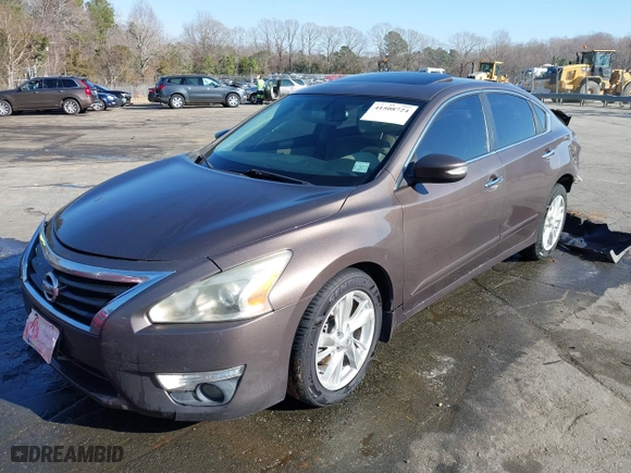 2015 Nissan Altima 2.5 S with VIN 1N4AL3AP6FC173558, listed as a IAAI auction lot 41508724 with 215,182 mi miles. Bid and sale history available at carsss.com. Image 17.