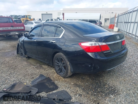 2014 Honda Accord Sedan LX with VIN 1HGCR2F30EA059410, listed as a IAAI auction lot 41946661 with 307,181 mi miles. Bid and sale history available at carsss.com. Image 3.