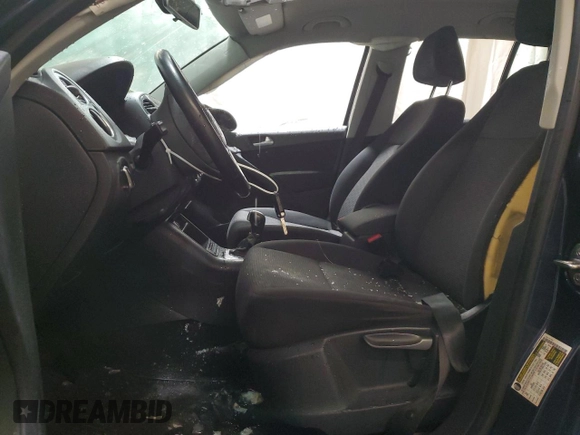 2014 Volkswagen Tiguan SEL with VIN WVGAV3AX0EW511131, listed as a Copart auction lot 43483055 with 102,252 mi miles and Salvage title. Bid and sale history available at DreamBid. Image 7.
