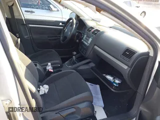 2009 Volkswagen Jetta S z VIN 3VWJM71K09M041494, wystawiony jako IAAI lot #41863110 z przebiegiem Nie podano mil oraz . Historia ofert i sprzedaży dostępna na DreamBid. Obrazek 5.