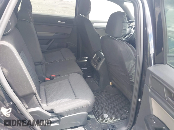 2021 Volkswagen Atlas S with VIN 1V2GC2CA3MC201495, listed as a IAAI auction lot 42044554 with 33,097 mi miles and . Bid and sale history available at DreamBid. Image 8.