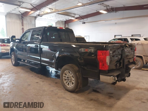 2020 Ford F-250 XL z VIN 1FT7W2B61LED31624, wystawiony jako IAAI lot #42383538 z przebiegiem 124 775 mil mil oraz . Historia ofert i sprzedaży dostępna na DreamBid. Obrazek 3.