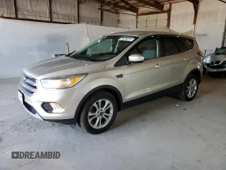 2017 Ford Escape SE z VIN 1FMCU0GD2HUD75088, wystawiony jako Copart lot #52202965 z przebiegiem 145 936 mil mil oraz Czysty tytuł • Clean title. Historia ofert i sprzedaży dostępna na DreamBid. Obrazek 1.