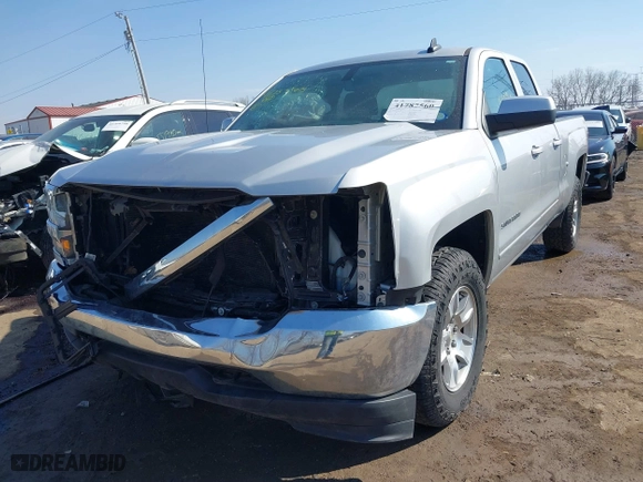 2018 Chevrolet Silverado 1500 LT with VIN 1GCVKREC5JZ150982, listed as a IAAI auction lot 41787560 with 182,423 mi miles. Bid and sale history available at carsss.com. Image 2.