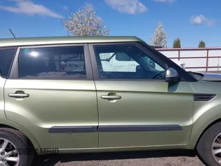 2012 Kia Soul + with VIN KNDJT2A66C7416740, listed as a IAAI auction lot 42085271 with 74,512 mi miles. Bid and sale history available at carsss.com. Image 13.