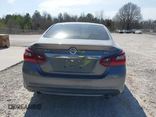2018 Nissan Altima SR with VIN 1N4AL3AP6JC118424, listed as a IAAI auction lot 41697348 with 112,910 mi miles and . Bid and sale history available at carsss.com. Image 17.
