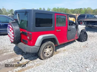 2011 Jeep Wrangler Unlimited Sport z VIN 1J4BZ3H17BL638996, wystawiony jako IAAI lot #41936385 z przebiegiem Nie podano mil oraz . Historia ofert i sprzedaży dostępna na DreamBid. Obrazek 4.