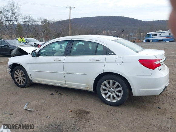 2013 Chrysler 200 Touring with VIN 1C3CCBBG6DN703660, listed as a IAAI auction lot 41646880 with 166,345 mi miles. Bid and sale history available at carsss.com. Image 15.