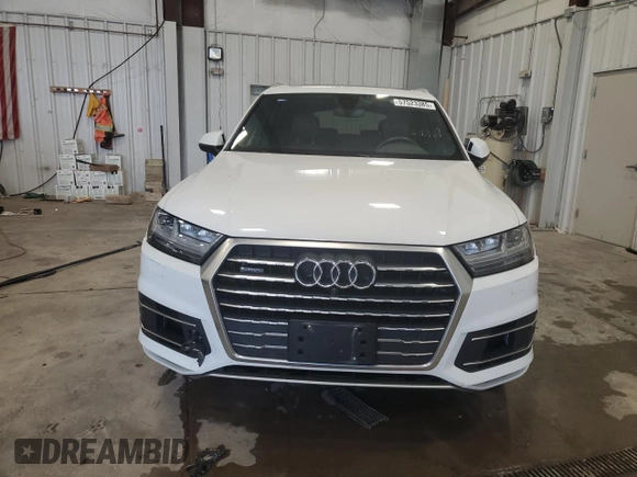 2019 Audi Q7 Premium Plus with VIN WA1LAAF77KD006744, listed as a Copart auction lot 57523385 with 118,543 mi miles and Salvage title. Bid and sale history available at DreamBid. Image 5.