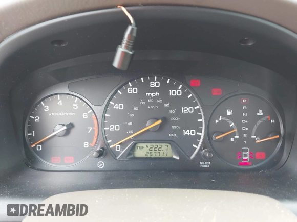 2002 Honda Accord LX z VIN JHMCG56402C025464, wystawiony jako IAAI lot #42458693 z przebiegiem 257 711 mil mil oraz . Historia ofert i sprzedaży dostępna na DreamBid. Obrazek 7.